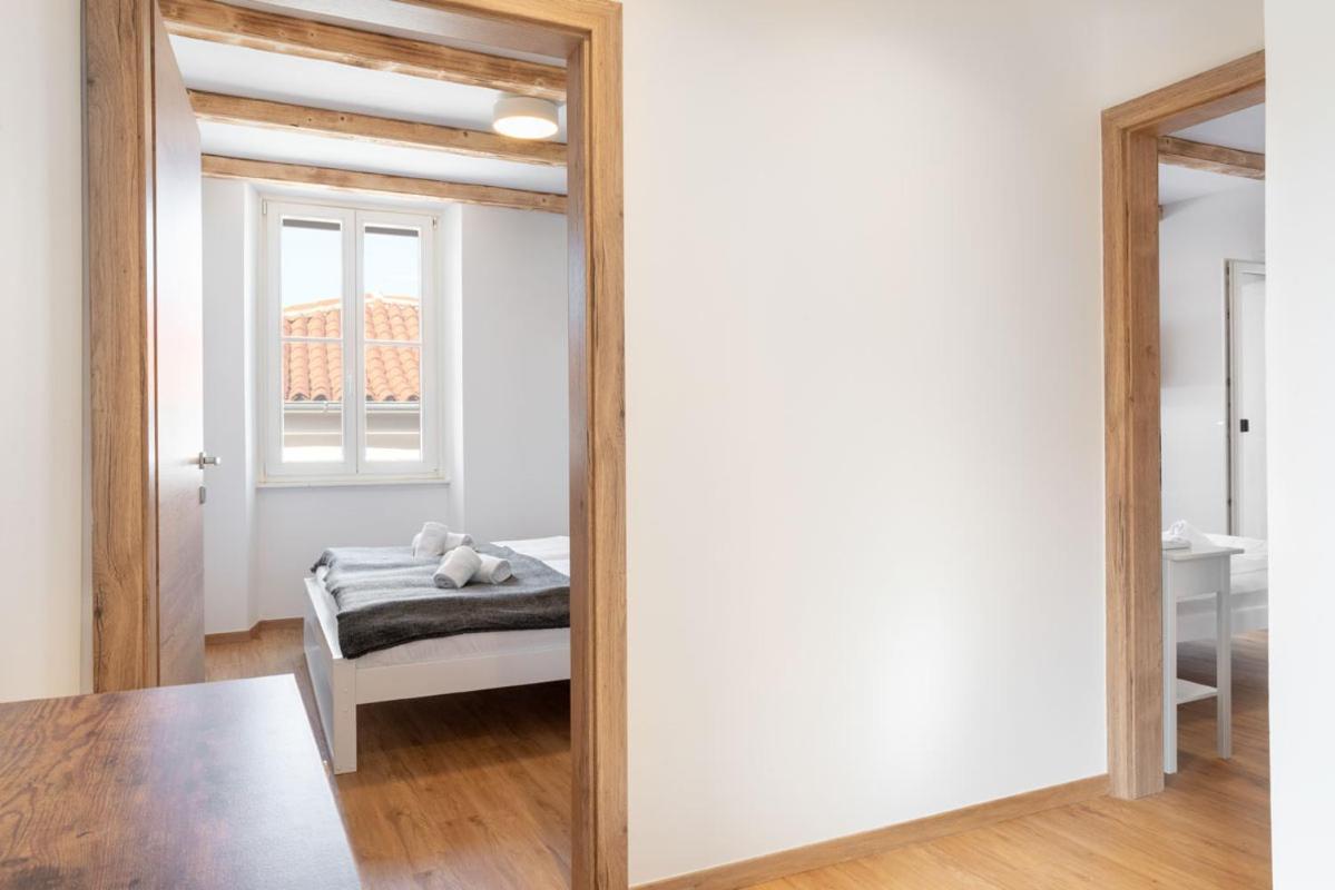 Blue Sky Duplex By Locap Group Apartma *